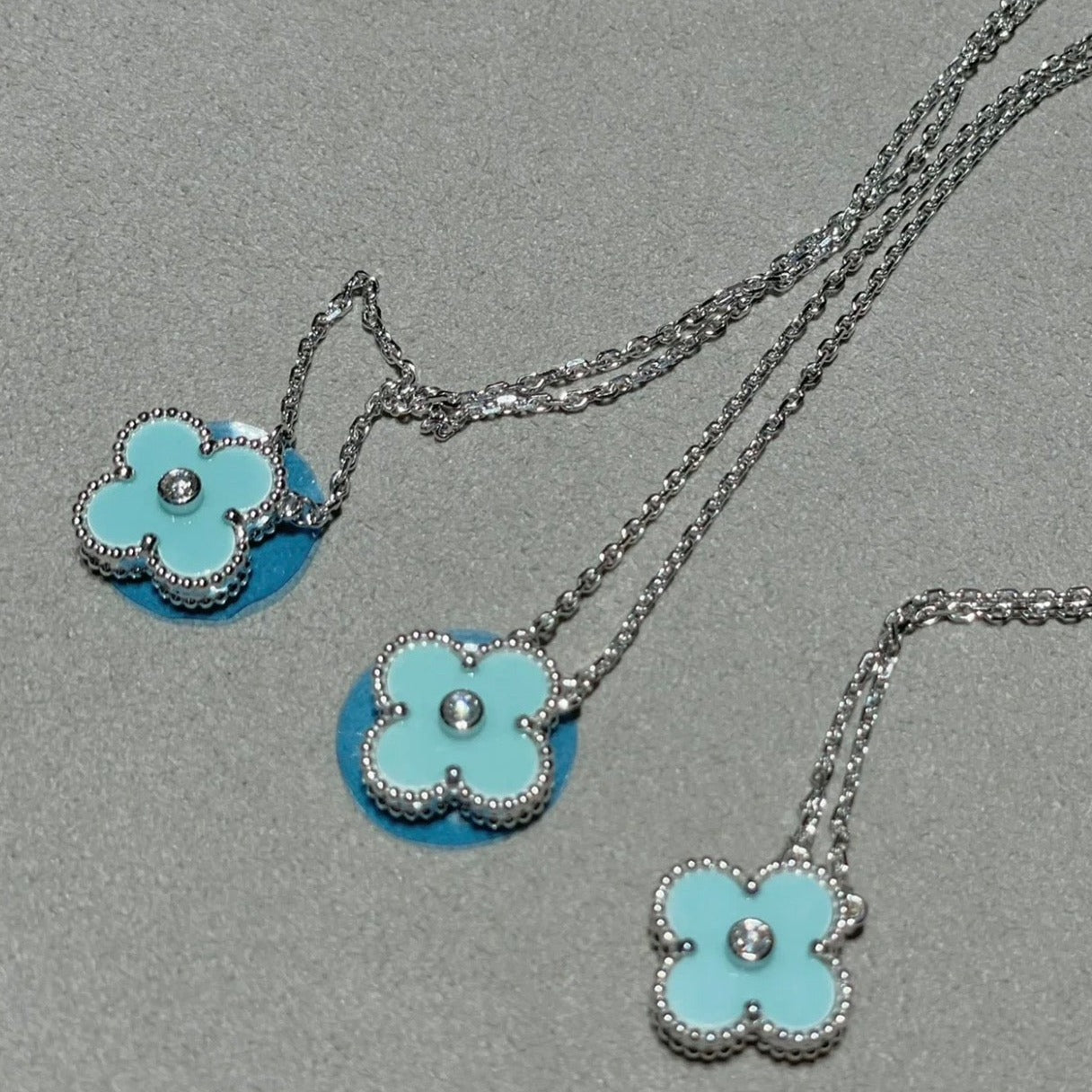 [Imperial] CLOVER 1 DIAMOND LIGHT BLUE SILVER NECKLACE