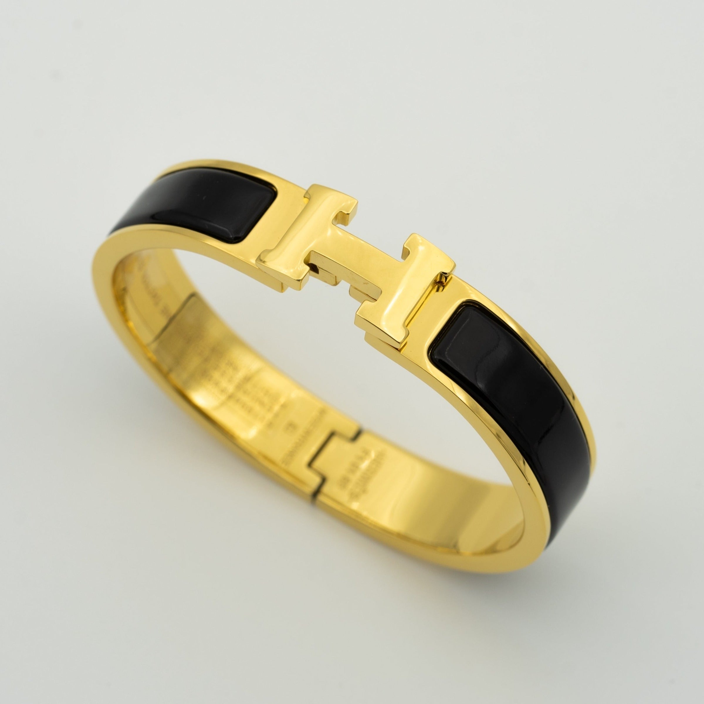 [Imperial] H BLACK BRACELET