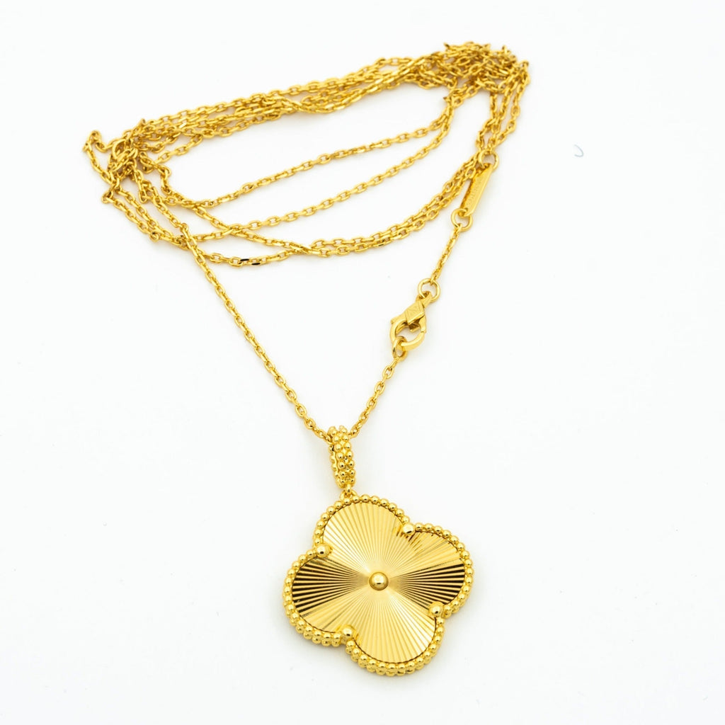 [Imperial] CLOVER 25MM PEDANT NECKLACE GOLD