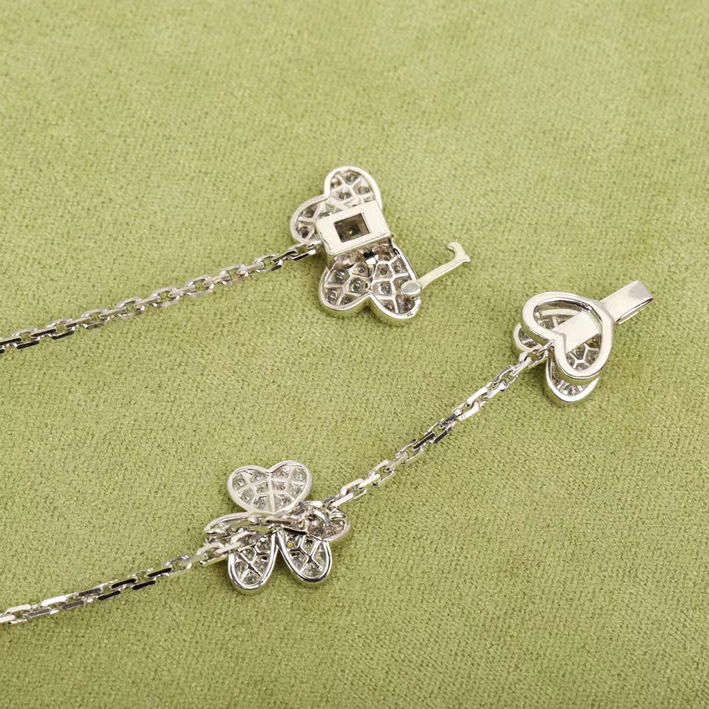 [Imperial] FRIVOLE SILVER 9 FLOWERS NECKLACE