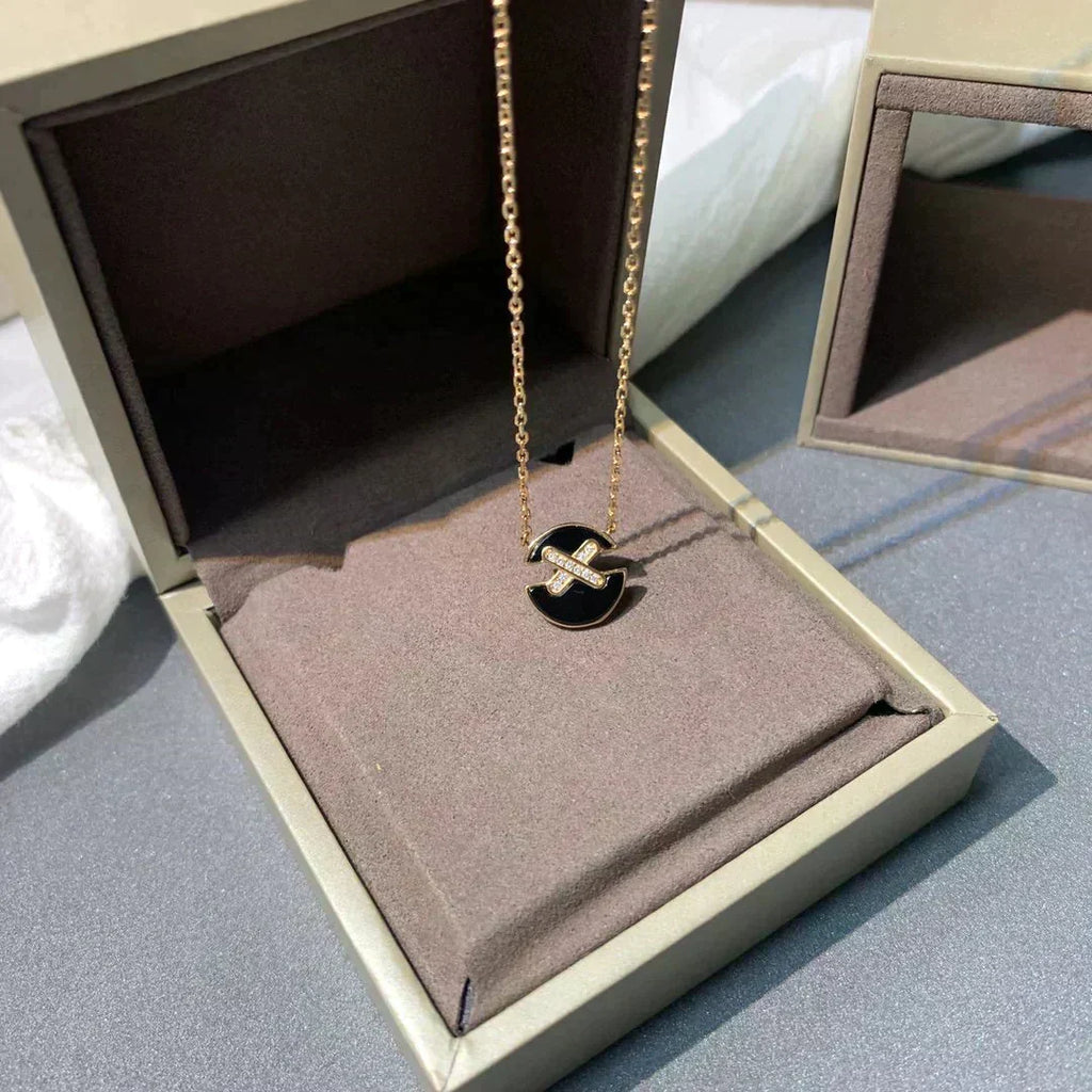 [Imperial] JEUX DE ROSE GOLD DIAMOND NECKLACE