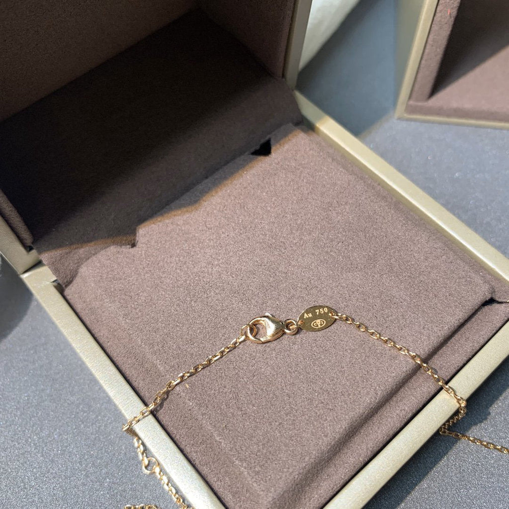 [Imperial] JEUX DE PINK GOLD DIAMOND NECKLACE