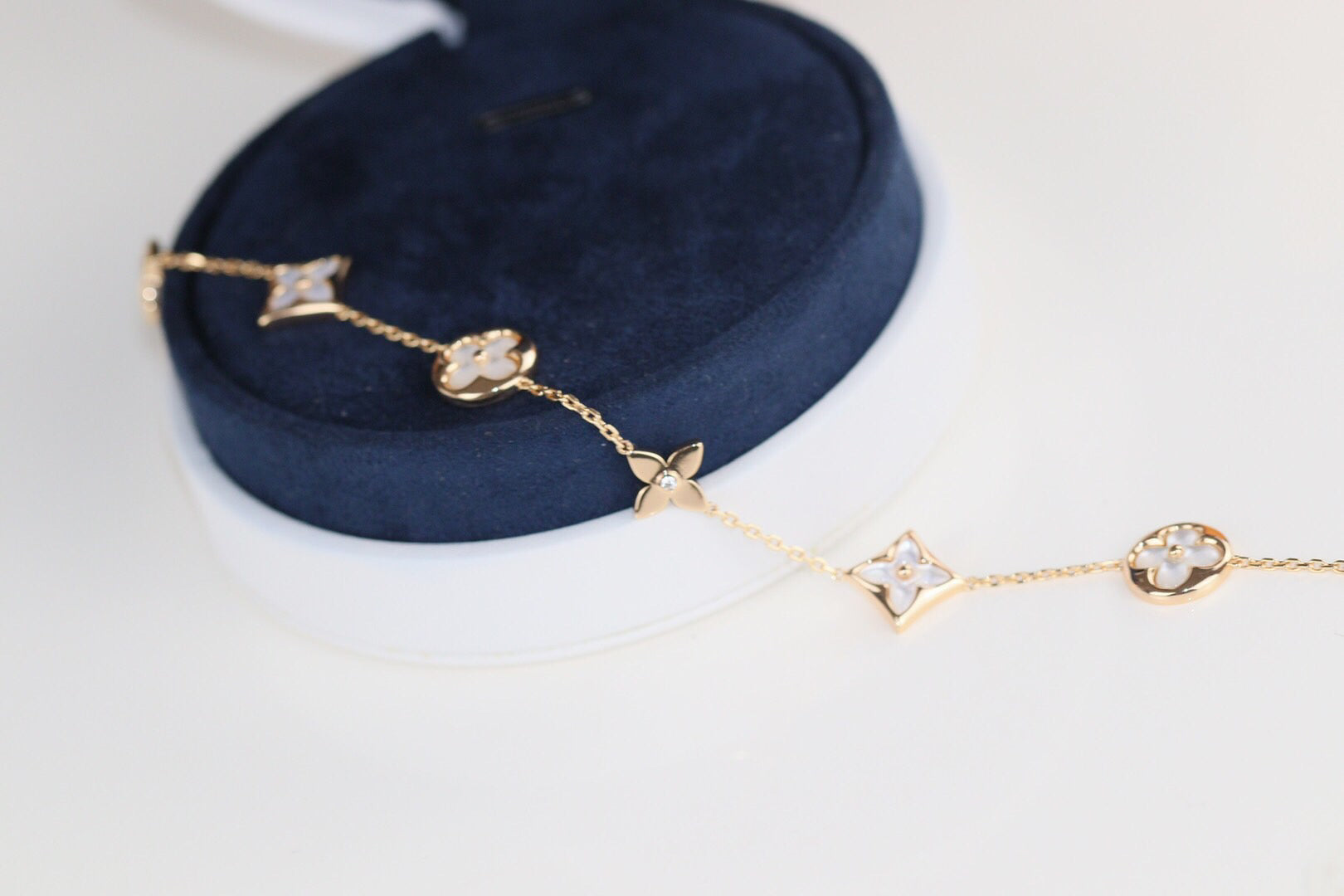 [Imperial] LEAF CLOVER BRACELET
