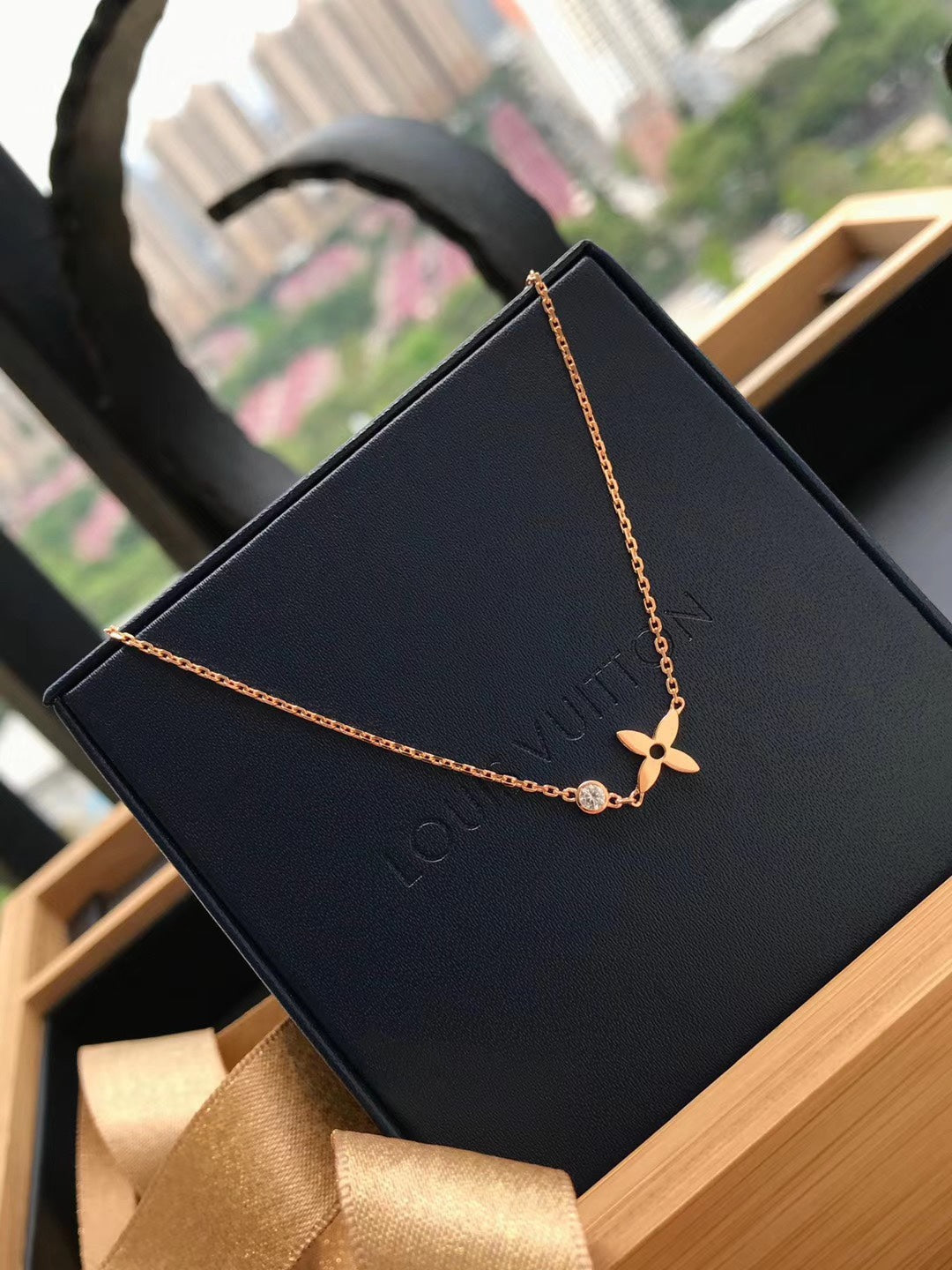 [Imperial] BLOSSOM PENDANT PINK GOLD AND DIAMOND