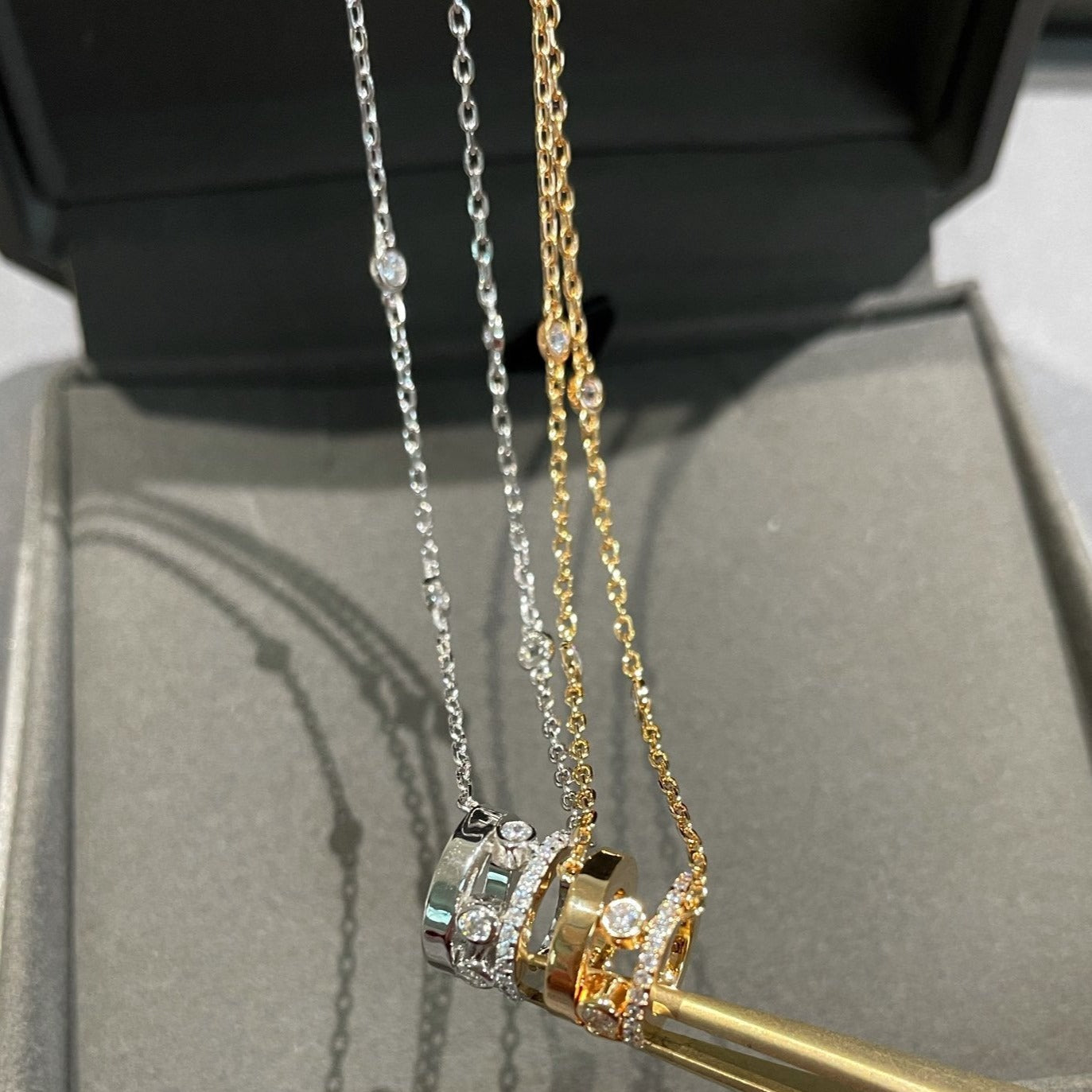 [Imperial] CHAIN MOVE ROMANE PEDAND NECKLACE