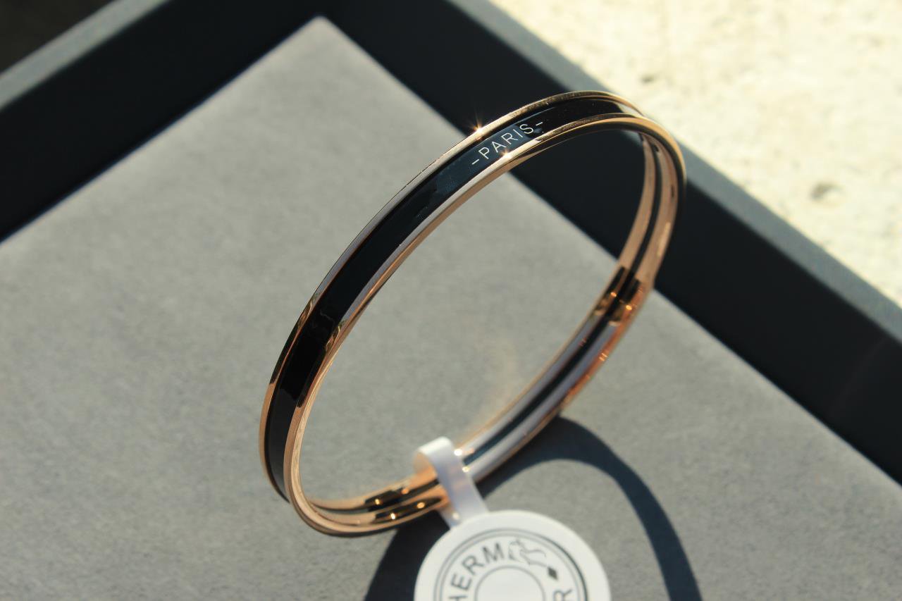 [Imperial] HM UNI BANGLE BAG