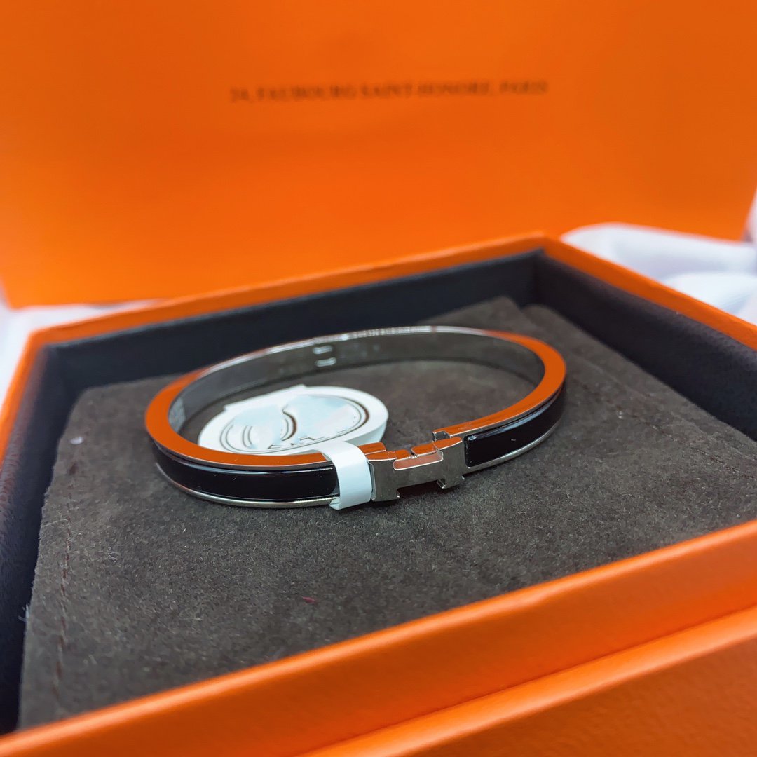 [Imperial] CLASSIC HM CLIC BLACK 8MM ENAMEL BRACELET