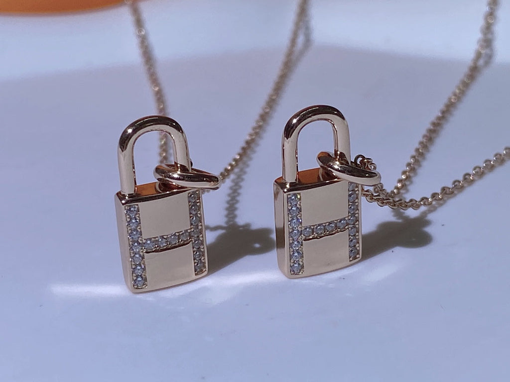 [Imperial] HM ADVANCED NICHE LOCK HEAD NECKLACE DIAMONDS