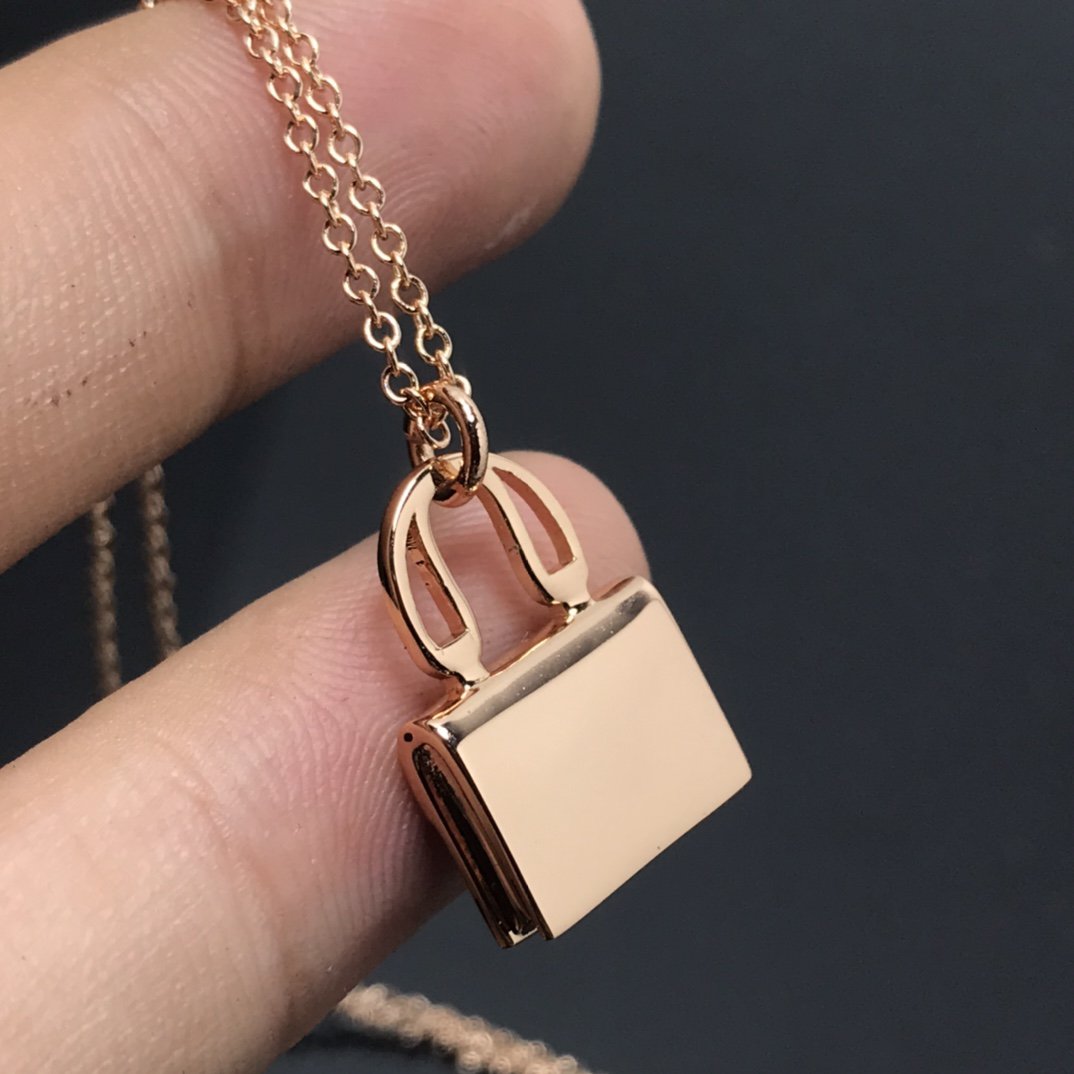 [Imperial] HM NECKLACE ARRIVAL BLACK DIAMOND