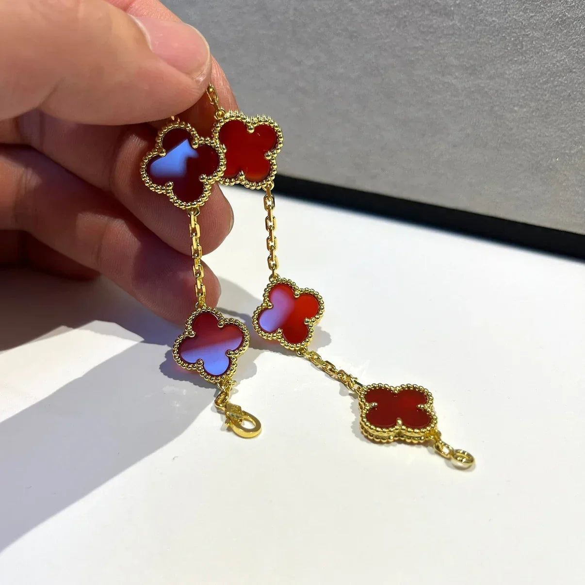 [Imperial]New  CLOVER 5 MOTIF RED CORNELIAN BRACELET COLLECTION