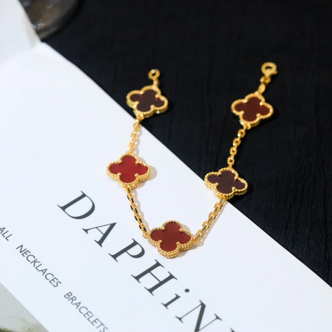 [Imperial]New  CLOVER 5 MOTIF RED CORNELIAN BRACELET COLLECTION
