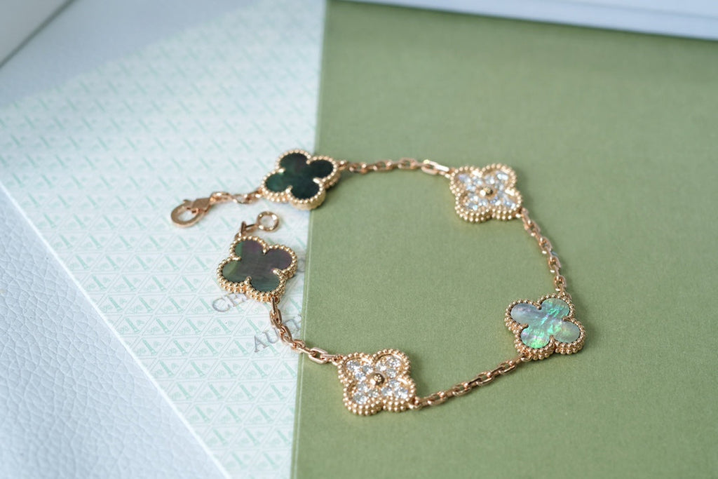 [Imperial]New CLOVER 5 MOTIF GRAY MOP BRACELET COLLECTION