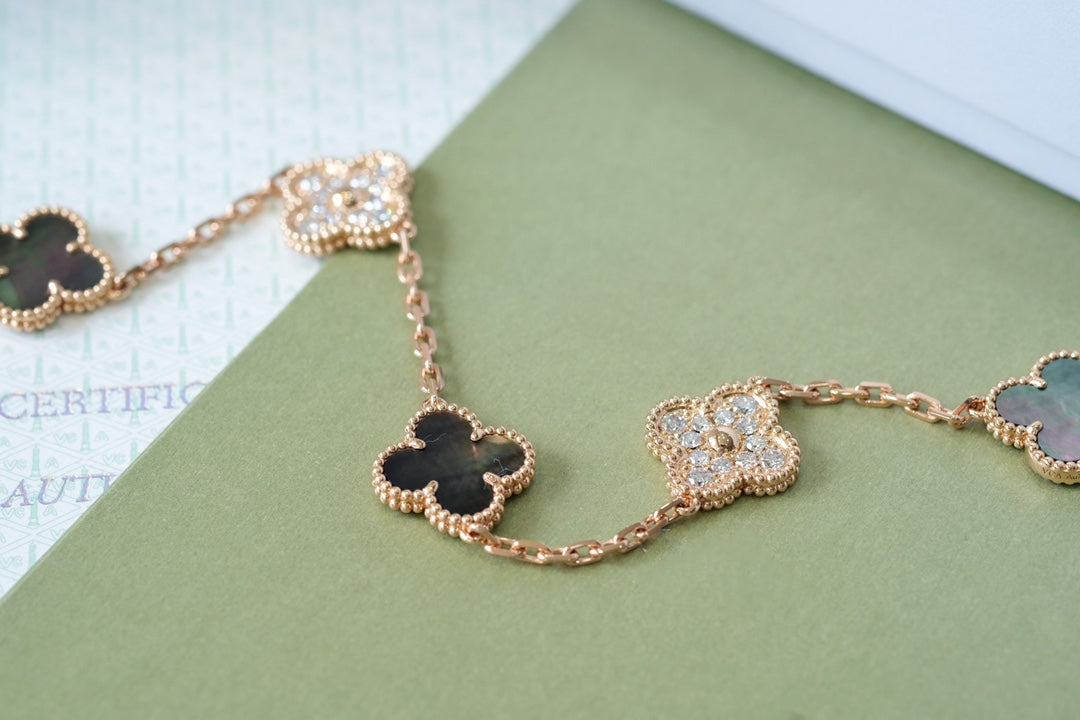 [Imperial]New CLOVER 5 MOTIF GRAY MOP BRACELET COLLECTION