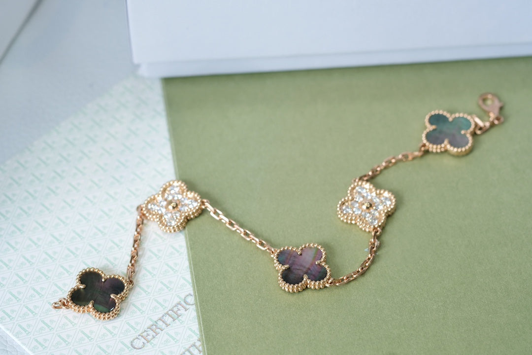 [Imperial]New CLOVER 5 MOTIF GRAY MOP BRACELET COLLECTION