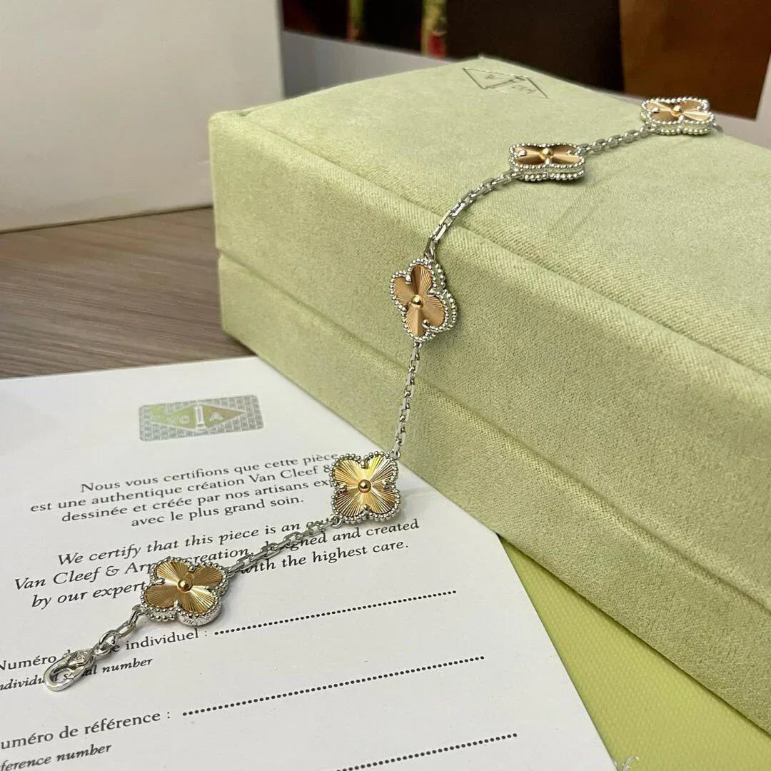 [Imperial]New  CLOVER 5 MOTIF LASER BRACELET COLLECTION