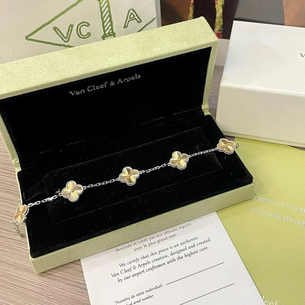[Imperial]New  CLOVER 5 MOTIF LASER BRACELET COLLECTION