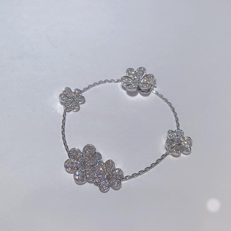[Imperial] FRIVOLE SILVER 5 FLOWERS BRACELET