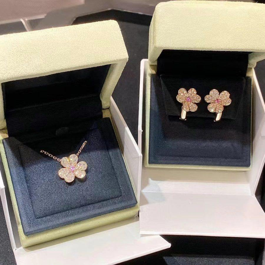 [Imperial] FRIVOLE PINK GOLD FLOWER DIAMOND EARRINGS