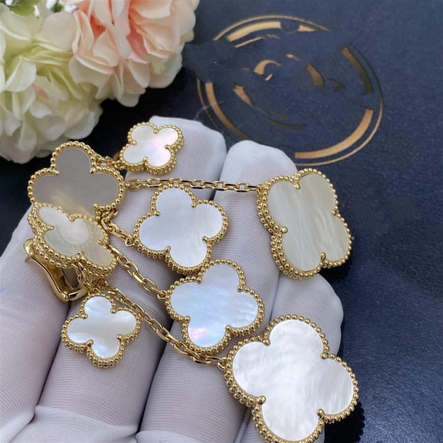 [Imperial] CLOVER EARRINGS WHITE MOP 4 MOTIFS GOLD