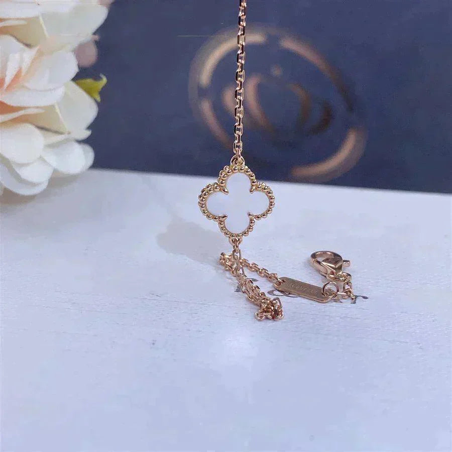 [Imperial] CLOVER WHITE MOP SINGLE FLOWER BRACELET