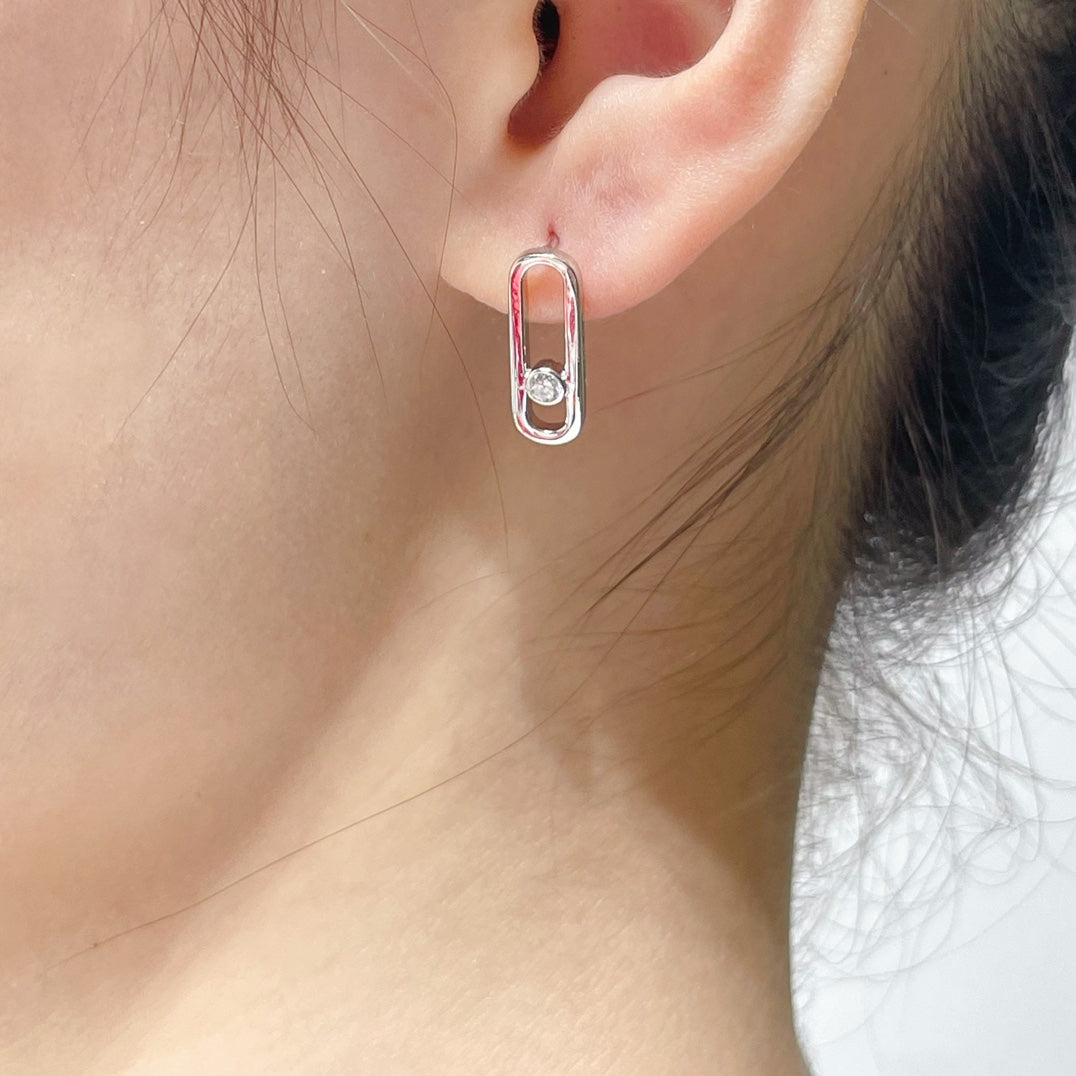 [Imperial] MOVE UNO SMALL 1 DIAMOND EARRINGS