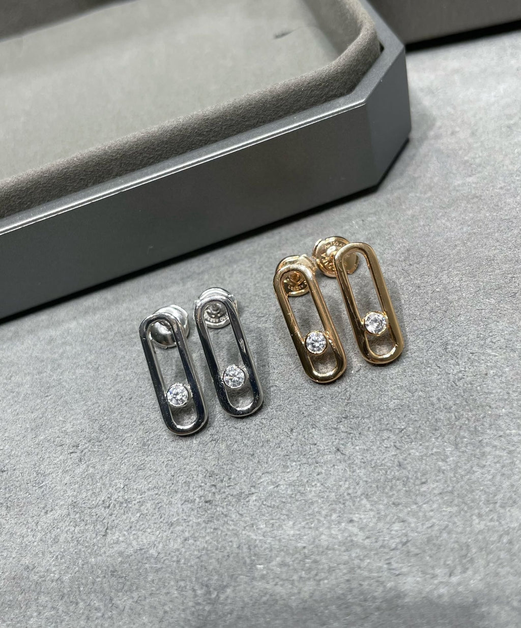 [Imperial] MOVE UNO SMALL 1 DIAMOND EARRINGS