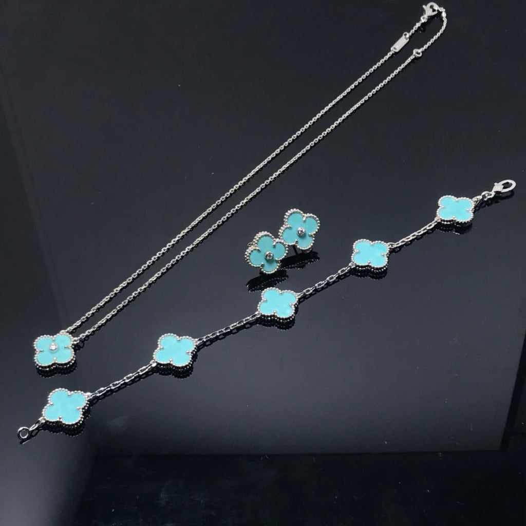 [Imperial] CLOVER 1 DIAMOND BLUE SKY SILVER EARRINGS