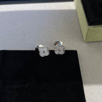 [Imperial] CLOVER MINI DIAMOND STUD EARRINGS